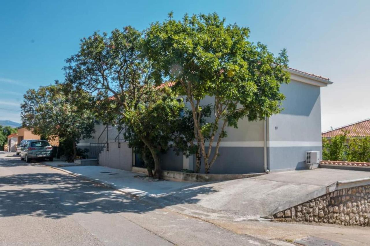 Apartman Ilonka Apartman Novi Vinodolski Kültér fotó